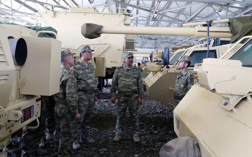 Defence minister reviews military equipment on frontline military units - VIDEO