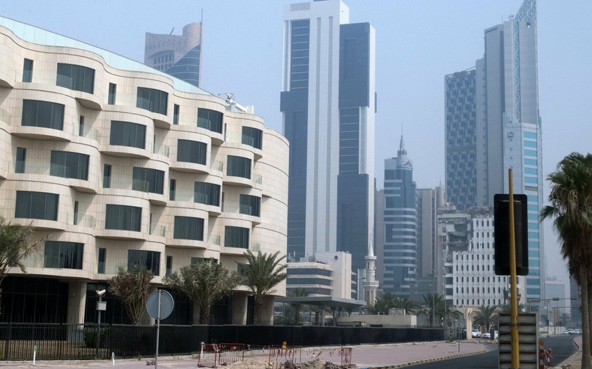 Kuwaiti government resigns amid serious economic crisis