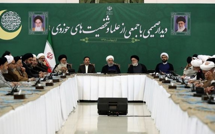 Həsən Ruhani: ABŞ səkkiz dəfə İrana danışıqlar aparmağı təklif edib