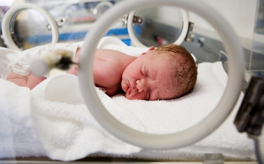 В результате обесточивания больницы в Сальяне умерли двое новорожденных