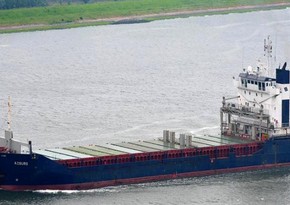 В порту Мариуполя тонет обстрелянное войсками РФ гражданское судно под флагом Доминиканы