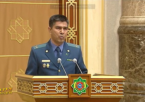 Президент Туркменистана объявил выговор главе МВД