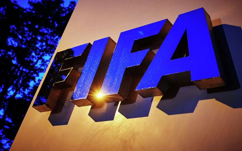 FIFA millimizin futbolçuları üçün müvəqqəti qaydalar tətbiq edəcək