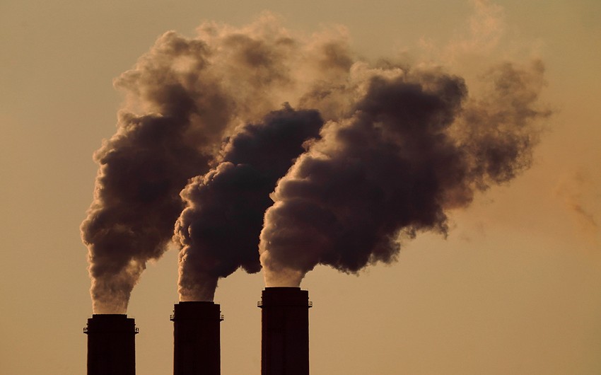 Экоактивисты пригрозили исками 30 крупным компаниям из-за углеродных выбросов