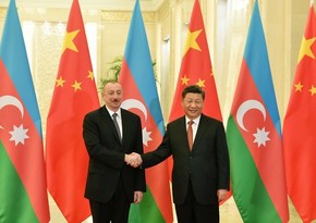 Президент Азербайджана Ильхам Алиев поздравил председателя КНР Си Цзиньпина