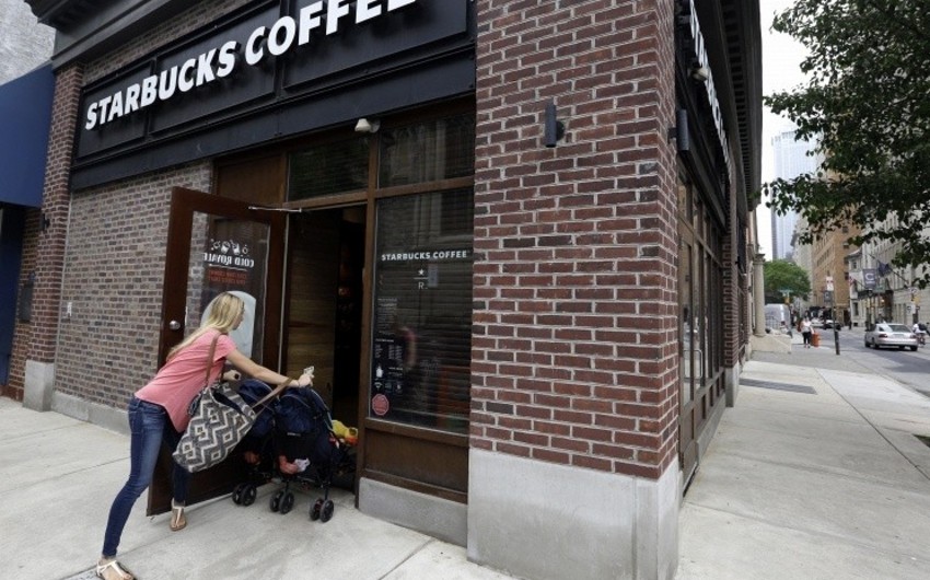 Более 8 тыс. кофеен Starbucks закрылись в США для проведения инструктажа по толерантности