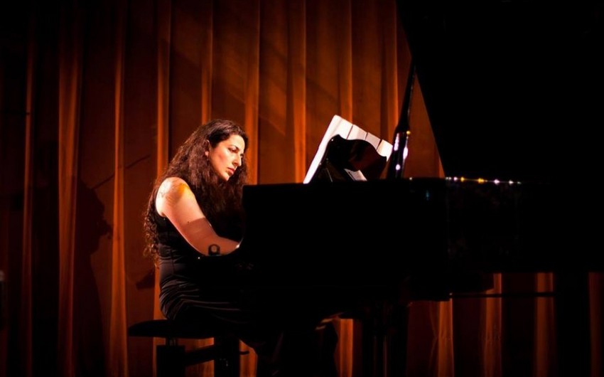 Выступившая с концертом в Париже азербайджанская пианистка пожертвовала в благотворительный фонд ЮНИСЕФ