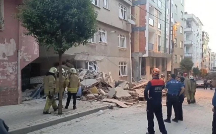 В Стамбуле частично обрушился 4-этажный дом
