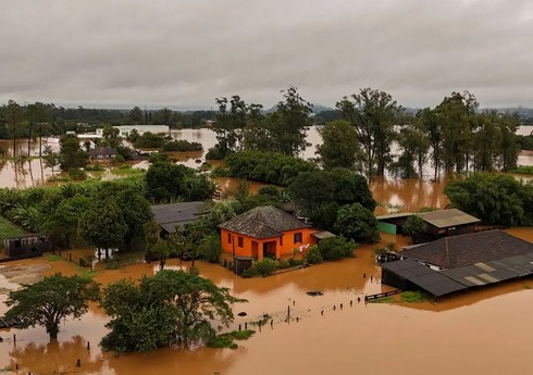 На юге Бразилии число погибших в результате наводнений превысило 130 человек
