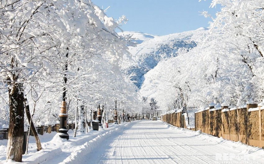 Snow height in Ordubad reached 18 cm , 15 cm in Lerik, 10 cm in Yardimli, 7 cm in Shahdag - ACTUAL WEATHER