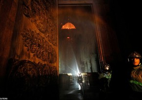 Пожар в соборе Парижской Богоматери ликвидирован - ОБНОВЛЕНО - ВИДЕО