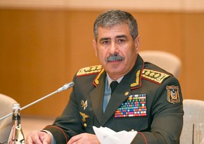 Azerbaijan Defense Minister expresses condolences to Turkish side