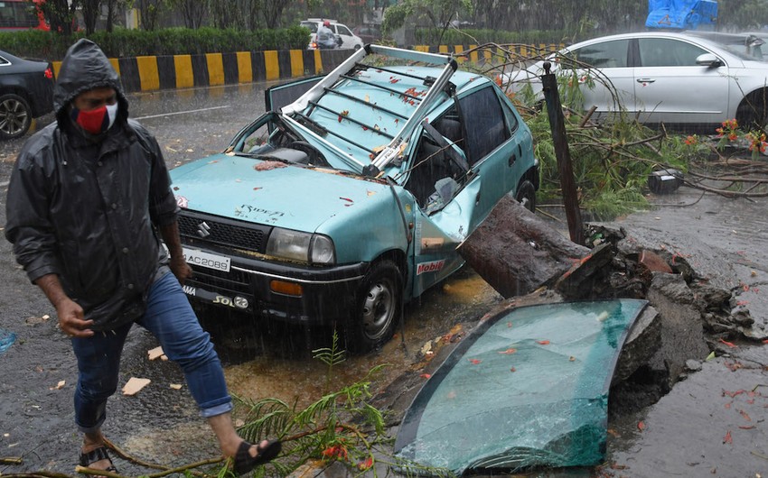 Hindistanda fırtına səbəbindən 38 nəfər ölüb