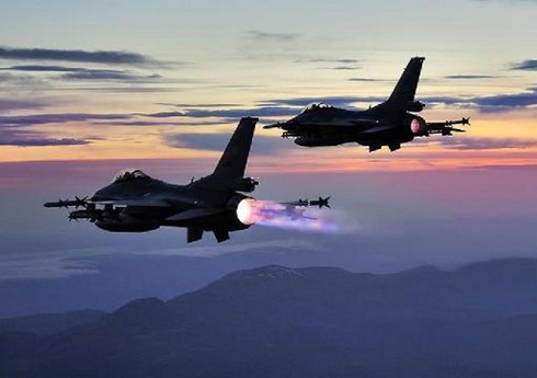 ВС Турции нанесли авиационные удары по базам РКК в Ираке