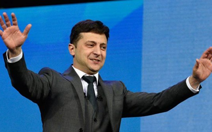 Ukrayna prezidenti 13 vilayətin başçılarını istefaya göndərəcək