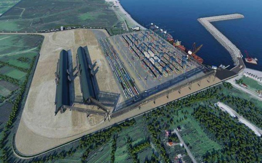 Gürcüstan hökuməti dərin dəniz limanının inşası üçün yeni investor axtarır