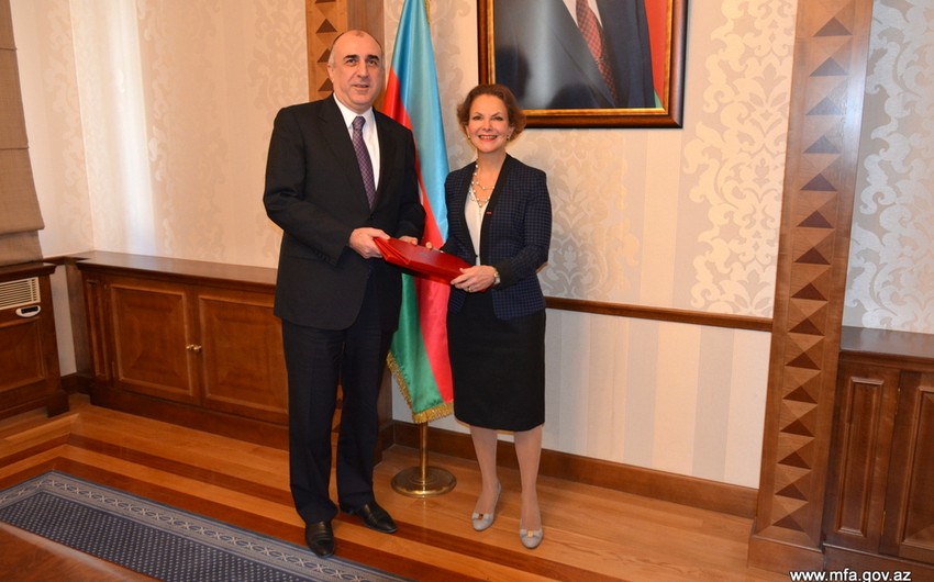 ​Эльмар Мамедъяров принял верительные грамоты новоназначенного посла Франции в Азербайджане