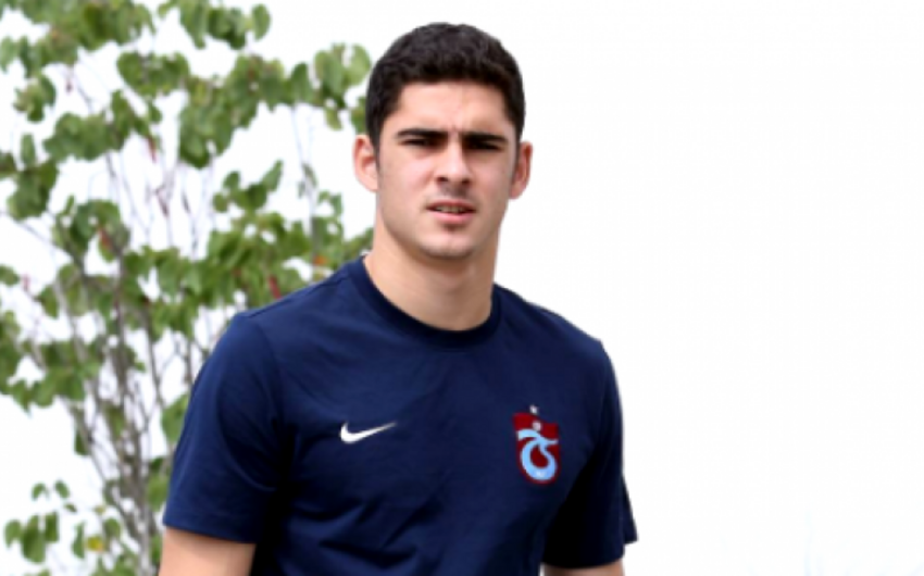 FİFA Ramil Şeydayevin məxsus olduğu Trabzonspora transfer qadağası qoyub