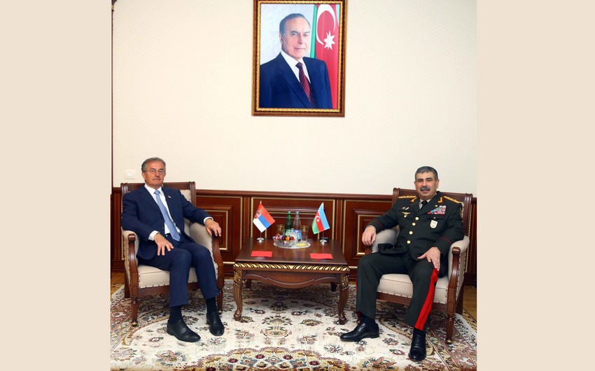 Обсуждены перспективы развития военного сотрудничества между Азербайджаном и Сербией