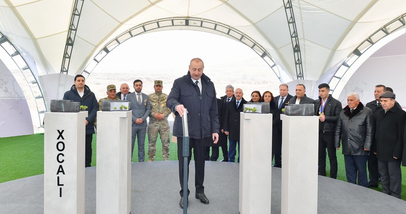 Prezident Xocalıda soyqırımı memorialının təməlini qoyub, Xankəndi şəhərində olub - YENİLƏNİB