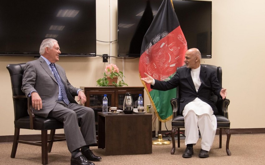Госсекретарь США прибыл с необъявленным визитом в Афганистан