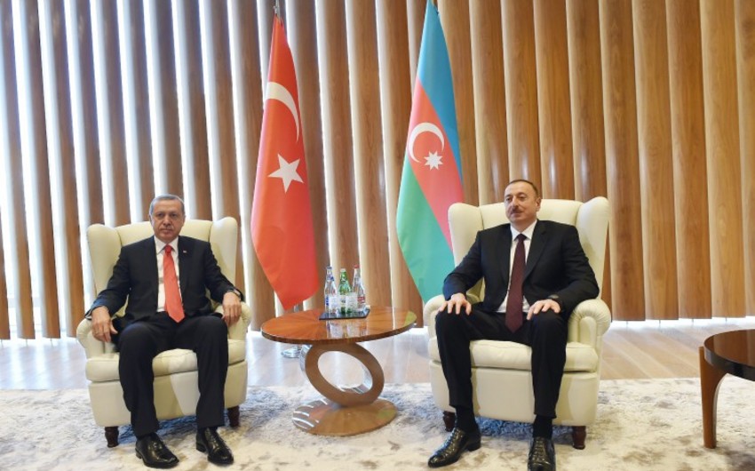 Состоялась встреча между президентами Азербайджана и Турции