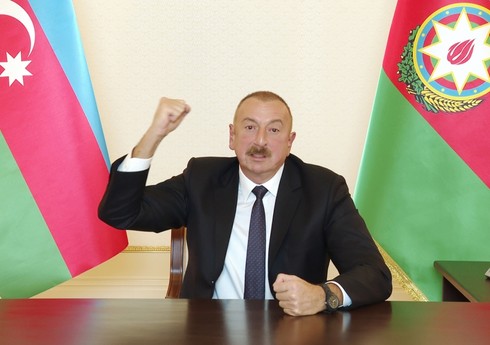 Президент поздравил народ Азербайджана