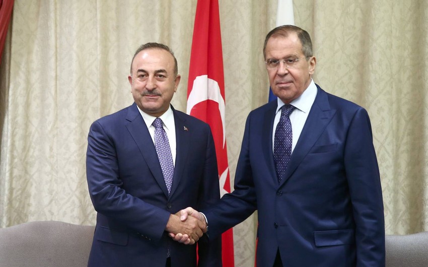 Turkish, Russian foreign ministers mull cooperation in phone call