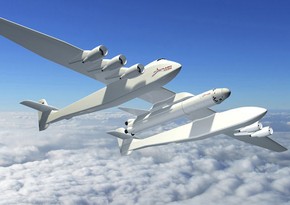 World’s biggest plane may fly to space next year - PHOTO