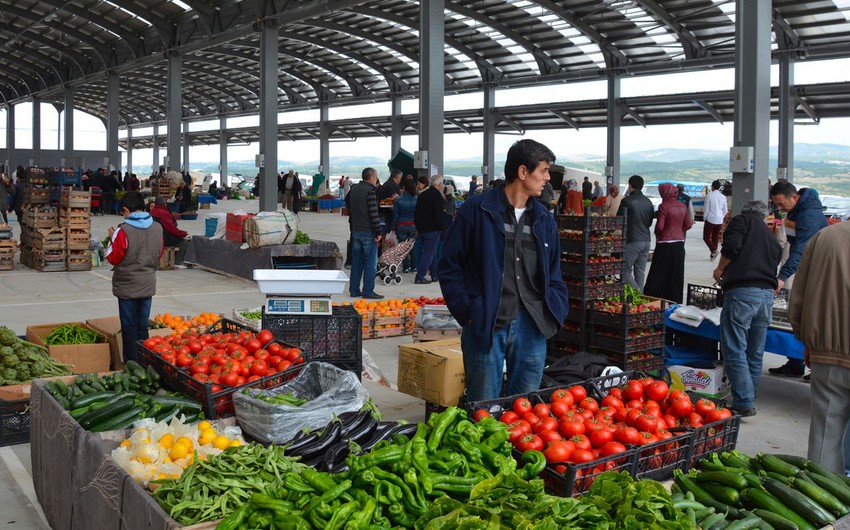 В Анкаре детям запретили ходить на рынки и магазины