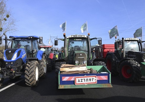 Движение у аэропорта Тулузы затруднено из-за протестов французских фермеров 