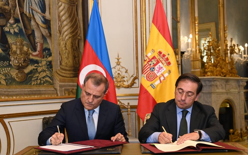 Azerbaijani and Spanish foreign ministries ink MoU 