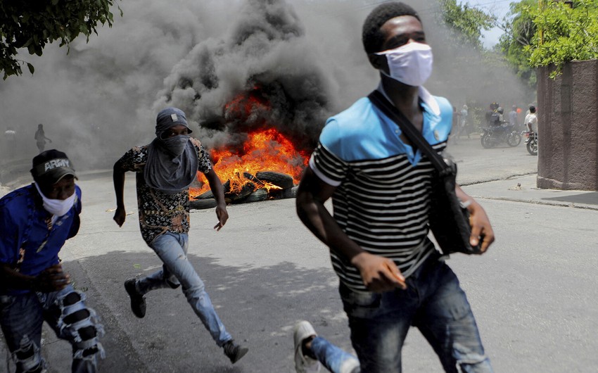 Банды выпустили сотни заключенных из главной тюрьмы Гаити
