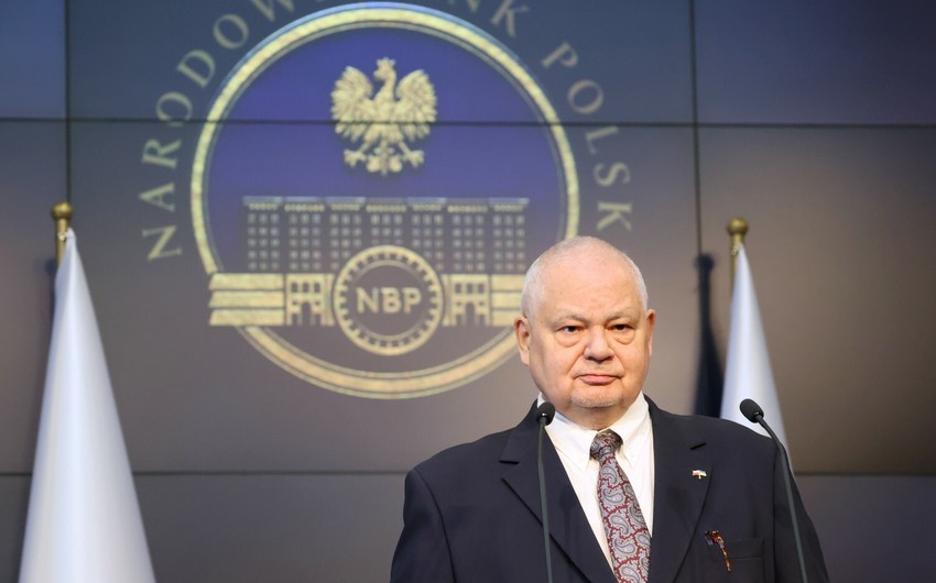 Премьер Польши планирует снять с поста главу Центробанка  