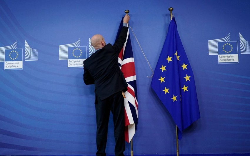 СМИ: ЕС добивается права применять санкции к Британии при нарушении условий торговли