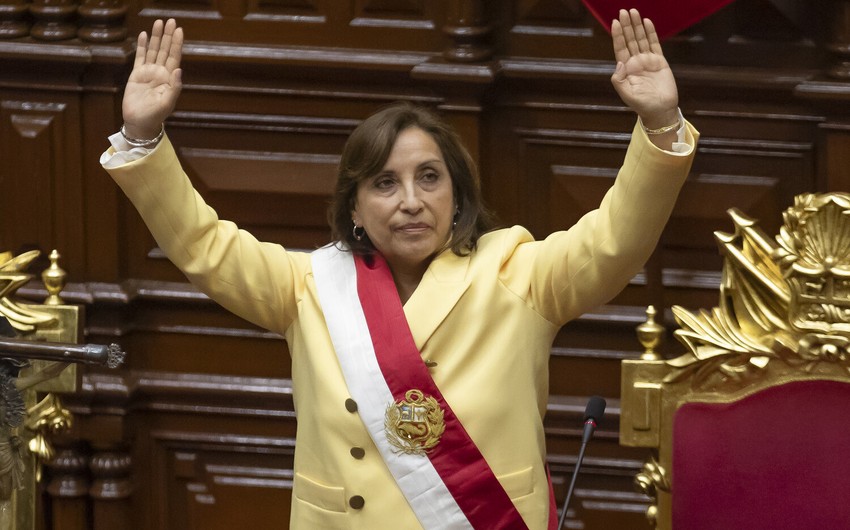 В доме президента Перу прошли обыски по делу Rolex 