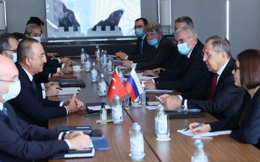Главы МИД России и Турции подписали план консультаций до 2022 года