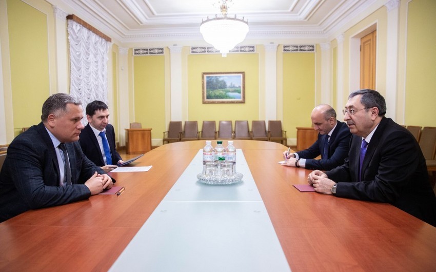 Халаф Халафов: Баку ценит сотрудничество с Киевом