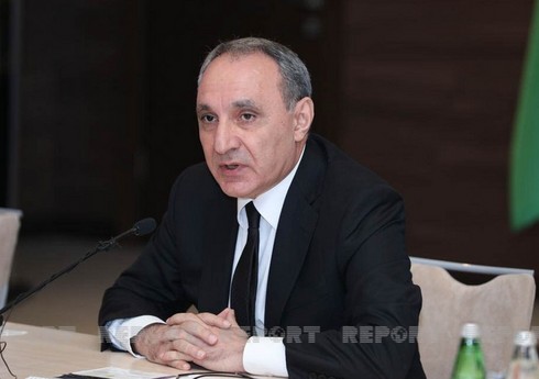 Baş prokuror: “Son 1 ildə əvvəlki illərdən bağlı qalan 19 qəsdən adam öldürmə cinayəti açılıb” Baş prokuror: “Son 1 ildə əvvəlki illərdən bağlı qalan 19 qəsdən adam öldürmə cinayəti açılıb”