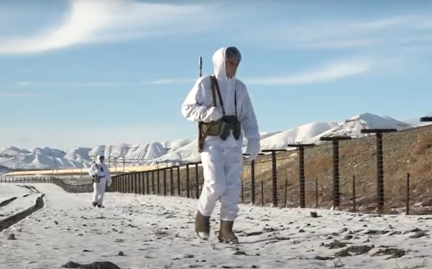 “Naxçıvan” Sərhəd Diviziyasında döyüşə hazırolma həftəsi çərçivəsində fəaliyyətlər yerinə yetirilib