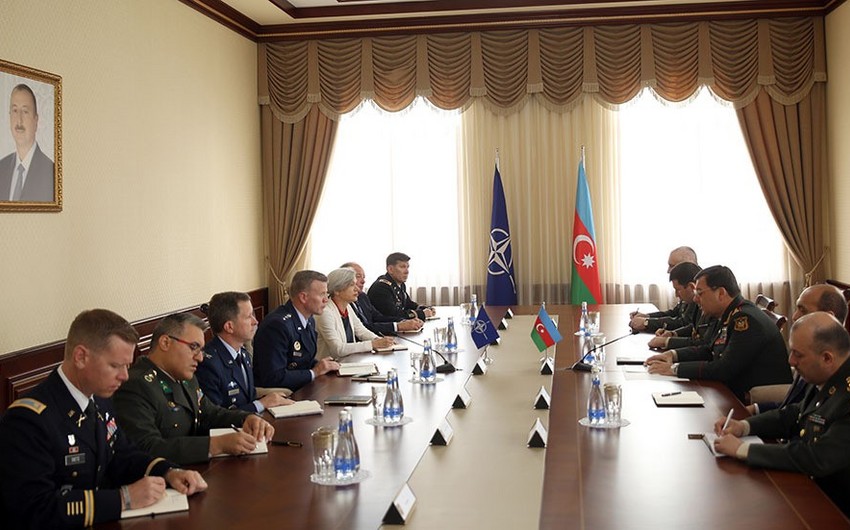 Наджмеддин Садыков встретился с Верховным главнокомандующим Объединенными силами НАТО в Европе - ВИДЕО