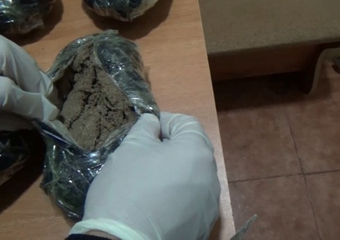 В Самухе у наркокурьера изъяли семь килограммов наркотиков