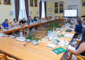 Azerbaijan to research Hungarian experience in poultry