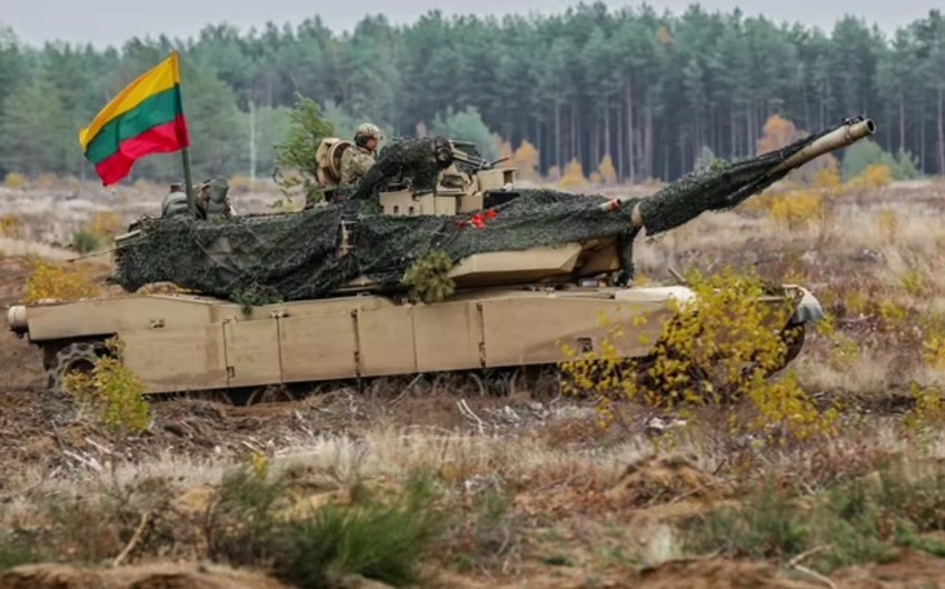 Lithuania needs both tanks and drones to fight enemy – defence chief