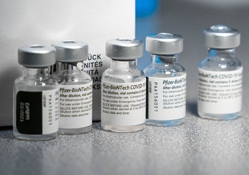 Франция блокирует контракт ЕС на поставку 1,8 млрд доз вакцины Pfizer