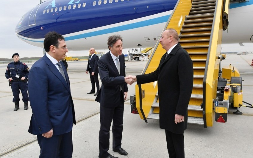 Президент Азербайджана Ильхам Алиев отбыл с рабочим визитом в Австрию