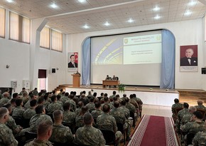 Azərbaycan Ordusunun hüquqşünasları, təhqiqat xidmət rəislərinin iştirakı ilə təlim-metodiki toplanış keçirilib