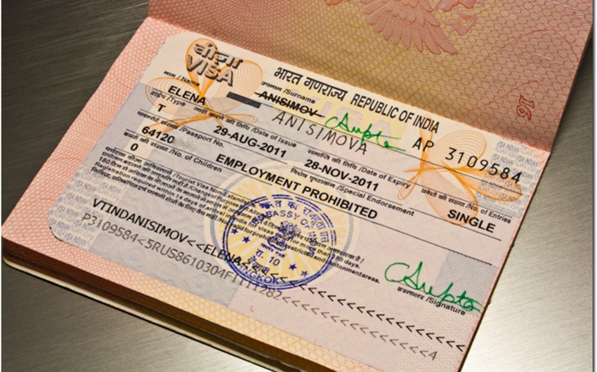 Граждане Азербайджана смогут получать визу в Индию в электронной форме