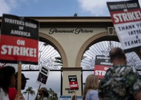 Hollywood screenwriters reach tentative deal to end strike