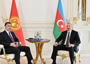Президенты Азербайджана и Кыргызстана начали переговоры в узком формате